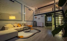 Zeus Living - Old Quater Homestay